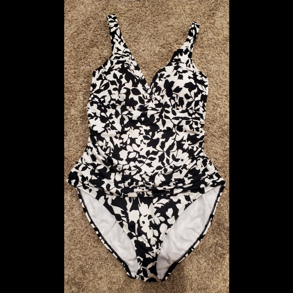 Women's Lauren Ralph Lauren One Piece Swim Suit Ruched Shaping Size 12 Large